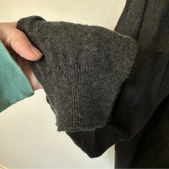 Pronto-Uomo Cotton Cashmere Men’s Long Sleeve Gray V-Neck Sweater Size XL GUC - Picture 4 of 6